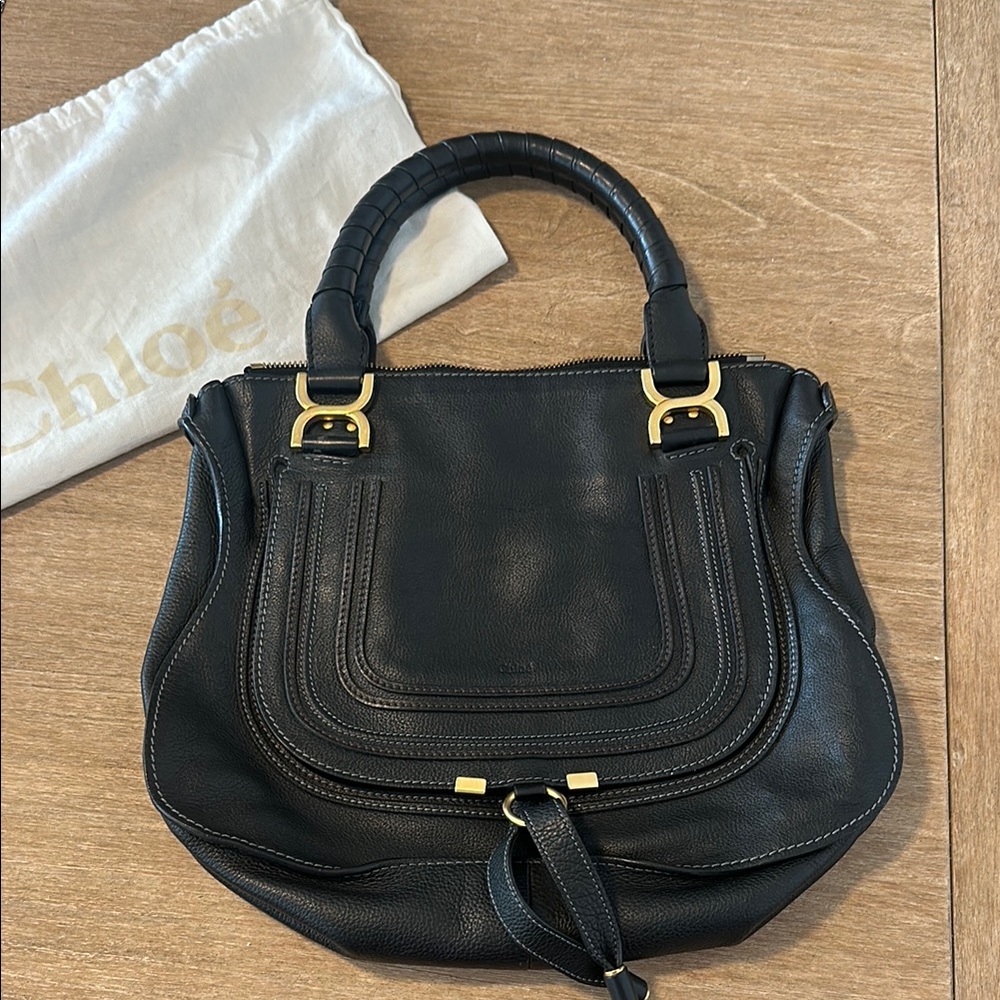 Chloe Large Marcie with High-Quality Leather and Elegant Shape